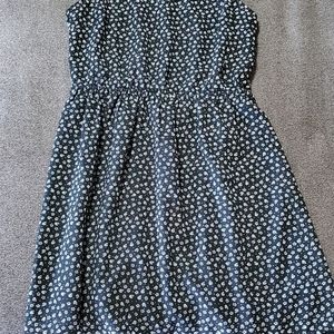 DIVIDED H&M Floral dress